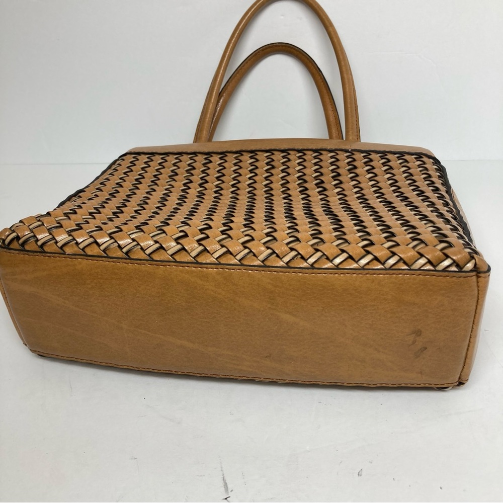 Vintage Relic By Fossil Shoulder Bag Tan Woven Leather 11x8" - Picture 6 of 16